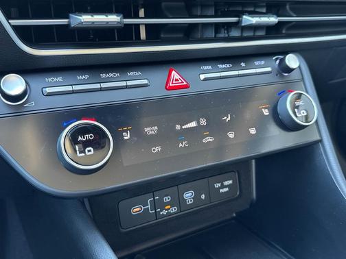 2025 Hyundai SONATA Hybrid SE