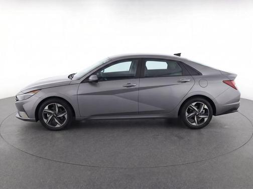 Fluid Metal 2023 Hyundai ELANTRA N Line