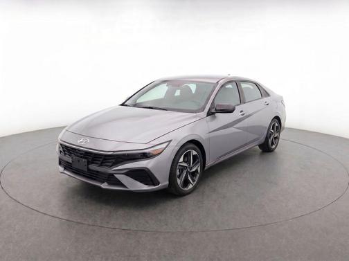 Fluid Metal 2023 Hyundai ELANTRA N Line
