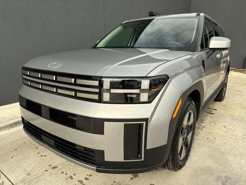 Shimmering Silver 2026 Hyundai SANTA FE SE