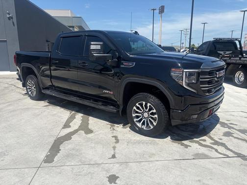 2022 GMC Sierra 1500 AT4