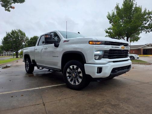 Summit White 2024 Chevrolet Silverado 3500 LT