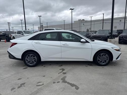 2025 Hyundai ELANTRA HEV Blue