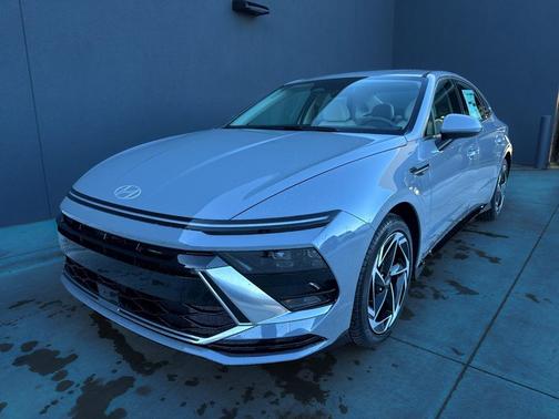 2026 Hyundai SONATA SEL