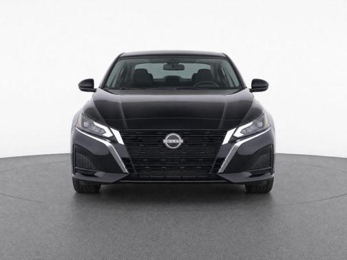 Super Black 2025 Nissan Altima 2.5 SV