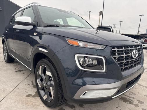 2025 Hyundai VENUE Limited