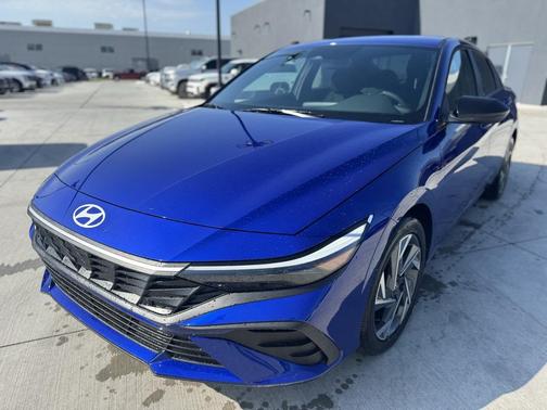 2025 Hyundai ELANTRA Sport