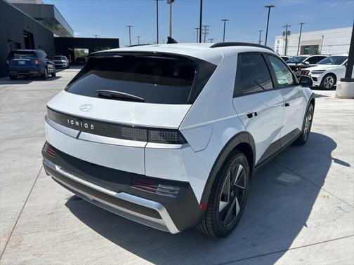 2025 Hyundai IONIQ 5 SEL