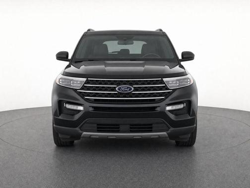 Agate Black Metallic 2023 Ford Explorer XLT