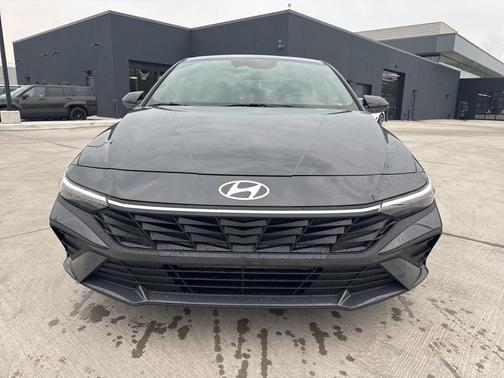 2025 Hyundai ELANTRA Sport