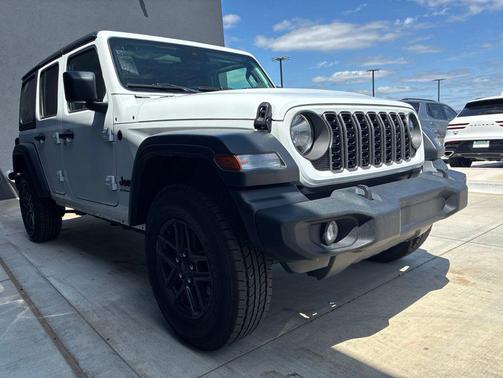 Bright White Clearcoat 2025 Jeep Wrangler Rubicon