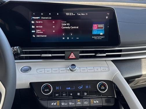 2025 Hyundai ELANTRA HEV Limited