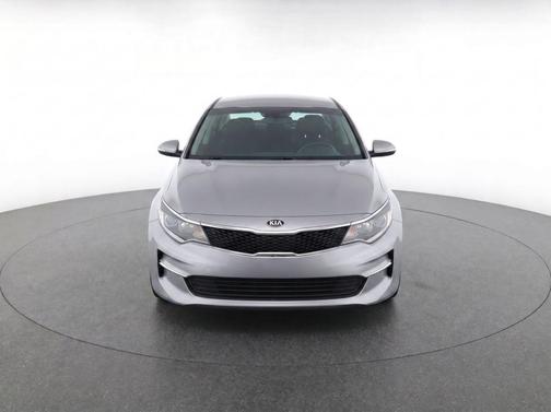 Titanium Silver 2018 Kia Optima LX