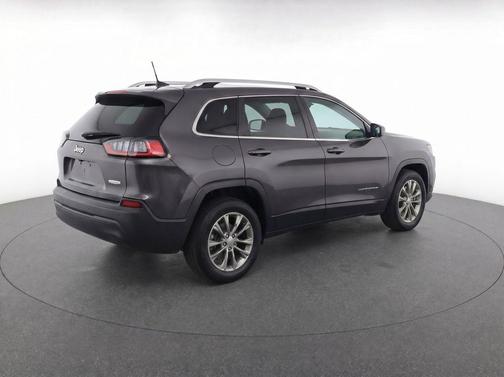 Granite Crystal Metallic Clearcoat 2019 Jeep Cherokee Latitude Plus