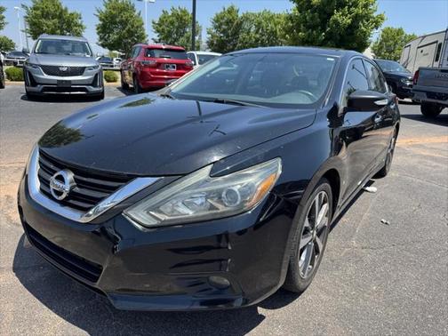 2016 Nissan Altima 2.5 SR