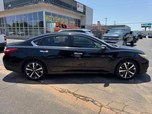 2016 Nissan Altima 2.5 SR