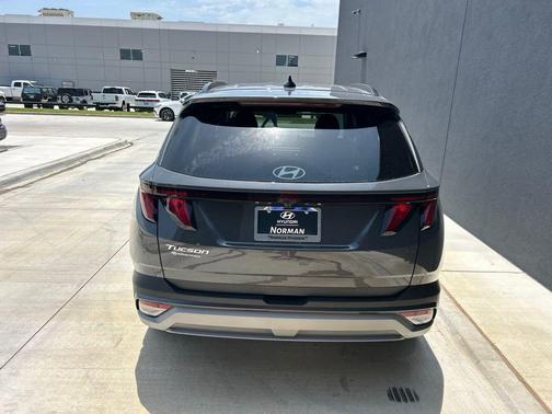 Ecotronic Gray 2026 Hyundai TUCSON SEL Plus