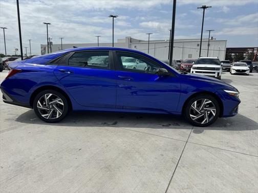 2025 Hyundai ELANTRA Sport