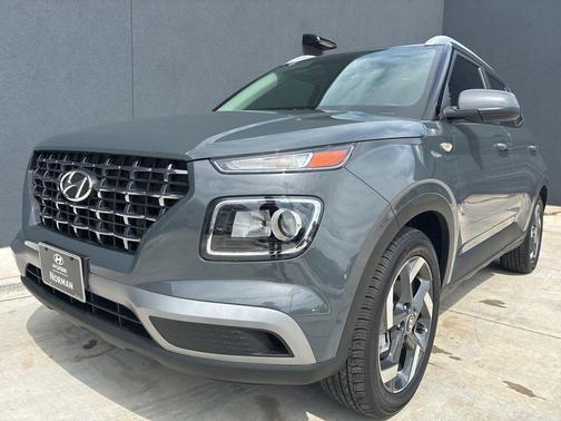 Ecotronic Gray 2026 Hyundai VENUE SEL