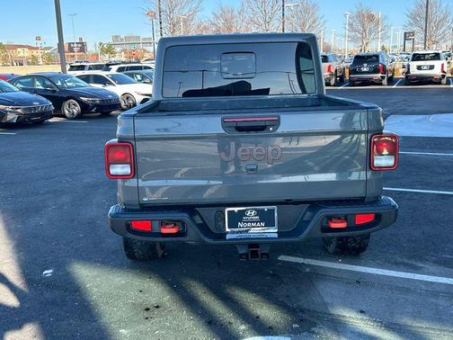 Sting-Gray Clearcoat 2022 Jeep Gladiator Mojave 4x4