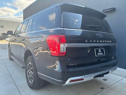 Gray Metallic 2024 Ford Expedition Max XLT