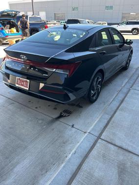 Abyss Black 2025 Hyundai ELANTRA HEV Limited