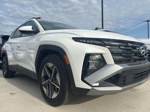 Serenity White Pearl 2023 Hyundai TUCSON Hybrid Blue