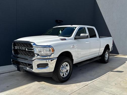 2019 RAM 2500 Tradesman Crew Cab 4x4 6'4' Box