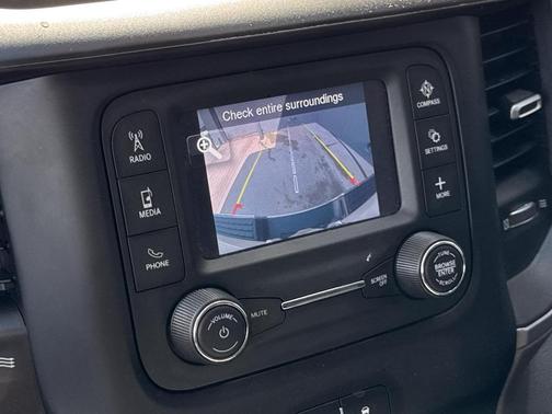 2019 RAM 2500 Tradesman Crew Cab 4x4 6'4' Box