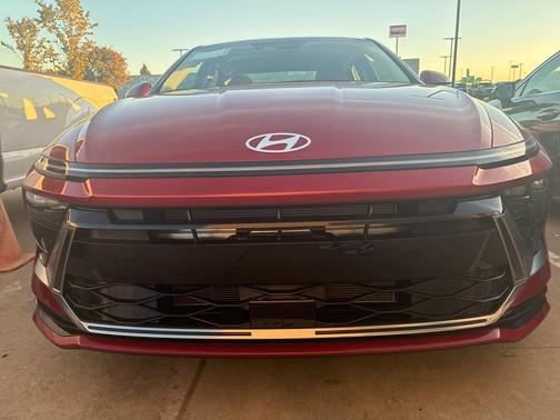 2026 Hyundai SONATA SEL