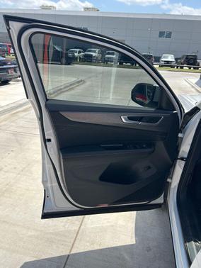 2026 Volkswagen Atlas Cross Sport 2.0T SE w/Technology 4MOTION