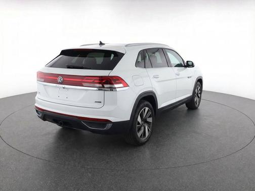 White 2026 Volkswagen Atlas Cross Sport 2.0T SE w/Technology 4MOTION