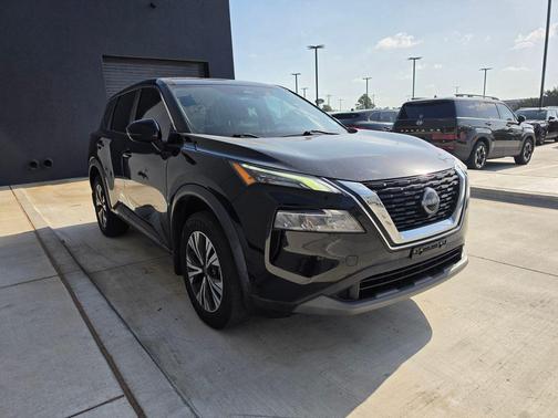 Super Black 2022 Nissan Rogue SV