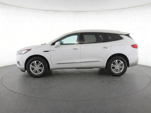 White Frost Tricoat 2018 Buick Enclave Essence