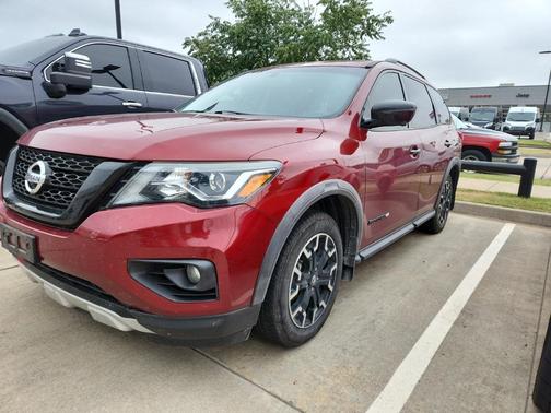 2019 Nissan Pathfinder SL