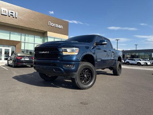 Patriot Blue Pearlcoat 2021 RAM 1500 Laramie