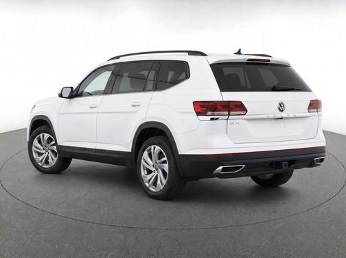 Pure White 2023 Volkswagen Atlas 3.6L SE w/Technology