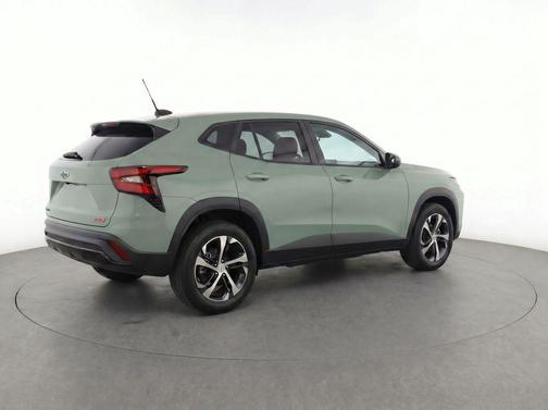 Cacti Green 2024 Chevrolet Trax FWD 1RS
