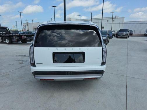 Snow White Pearl 2026 Hyundai IONIQ 9 Performance Limited