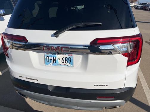 2023 GMC Acadia AWD SLT