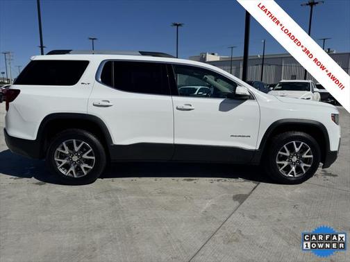 2023 GMC Acadia AWD SLT