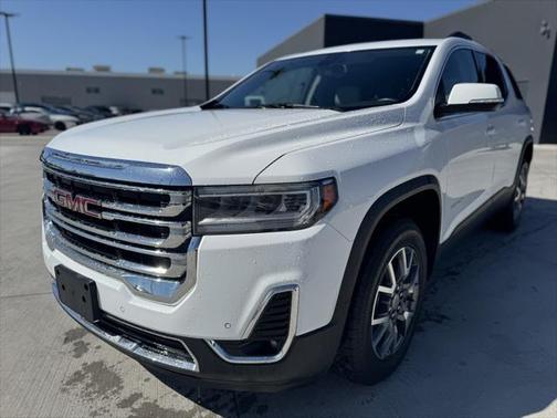 2023 GMC Acadia AWD SLT