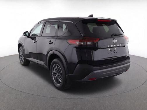 Super Black 2025 Nissan Rogue S
