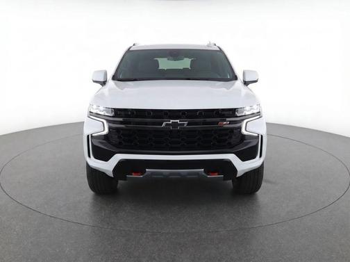 Summit White 2023 Chevrolet Suburban 4WD Z71