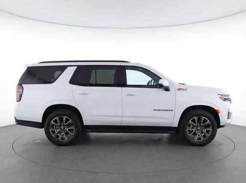 Summit White 2023 Chevrolet Suburban 4WD Z71