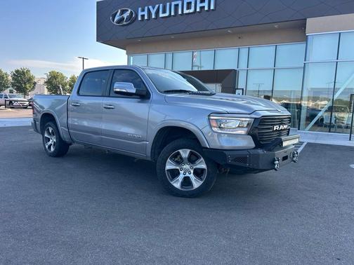 Billet Silver Metallic Clearcoat 2019 RAM 1500 Laramie