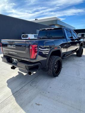 2024 GMC Sierra 2500 Denali Ultimate