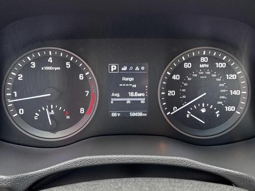 2016 Hyundai TUCSON SE