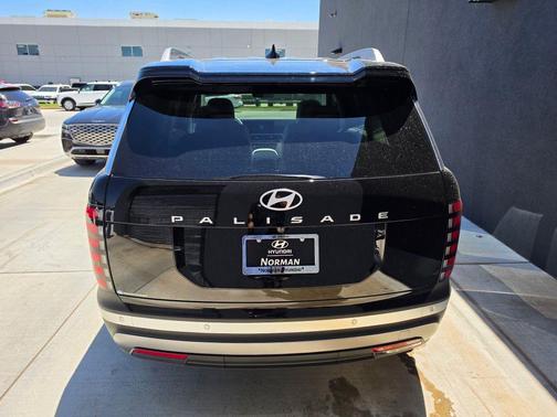 Abyss Black Pearl 2026 Hyundai PALISADE SEL 7P