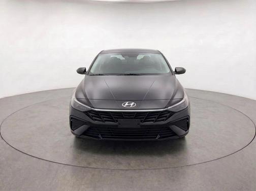 Abyss Black 2026 Hyundai ELANTRA Sport